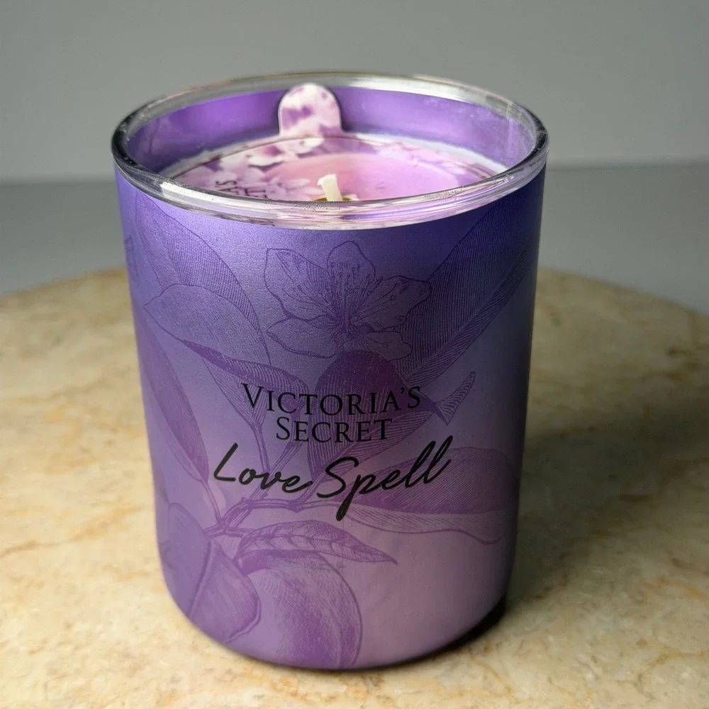 Victoria's Secret Love Spell Candle 9oz Purple Cherry Blossom Fresh Peach New